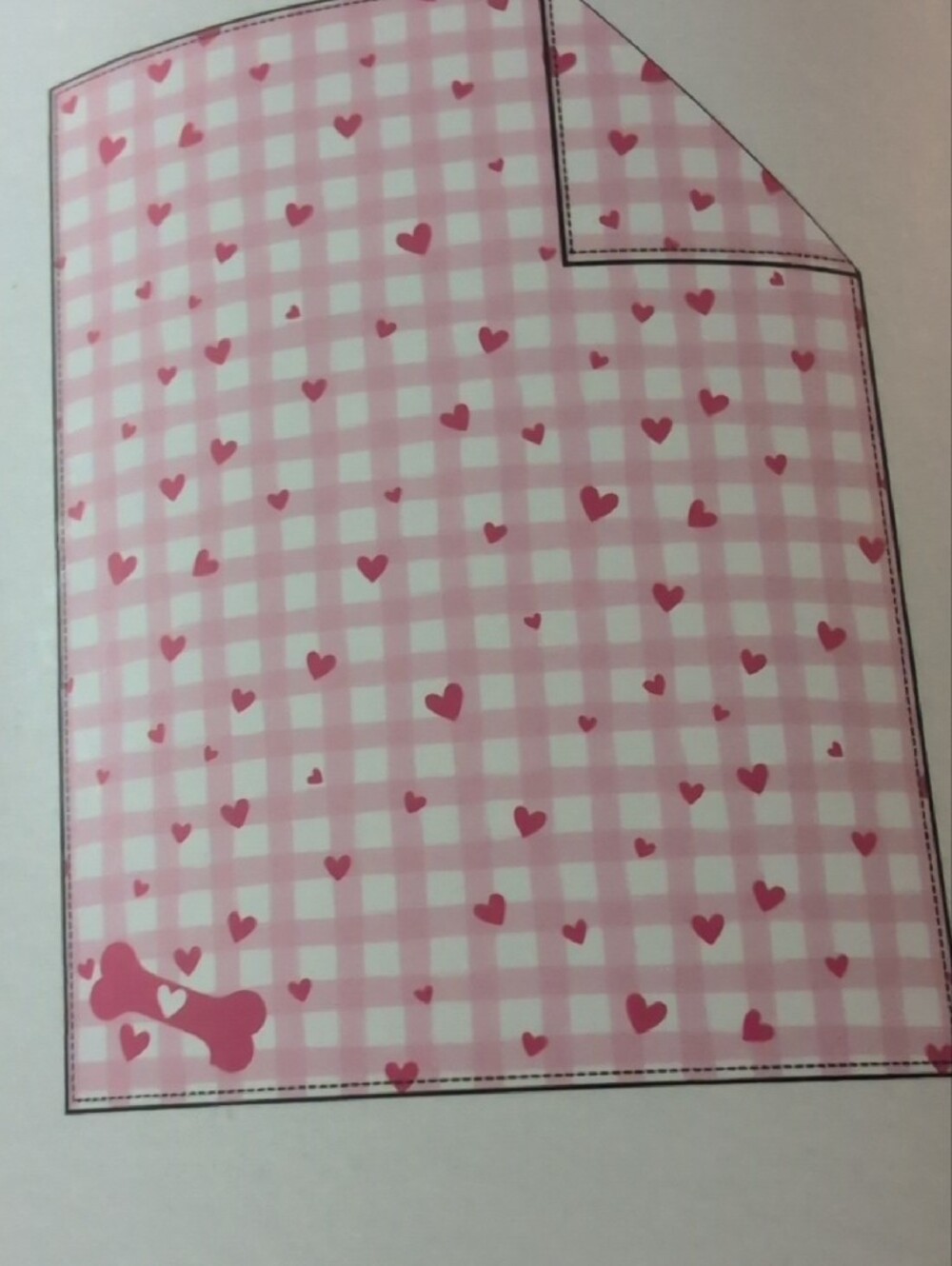 Ultra Plush Pet Throw Blanket - Pink Heart Pattern - Picture 3 of 4